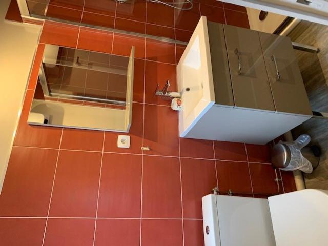 Chambre Independante Chez Particuliers Avec Salle De Bain Privative Anse Εξωτερικό φωτογραφία